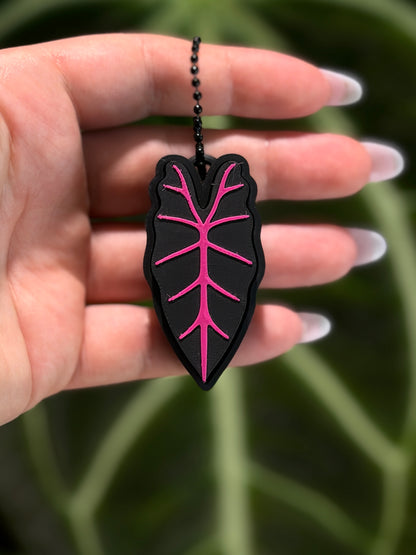 Fidget Leaf Clicker Classic Alocasia in Pink zur Stressreduktion im Alltag