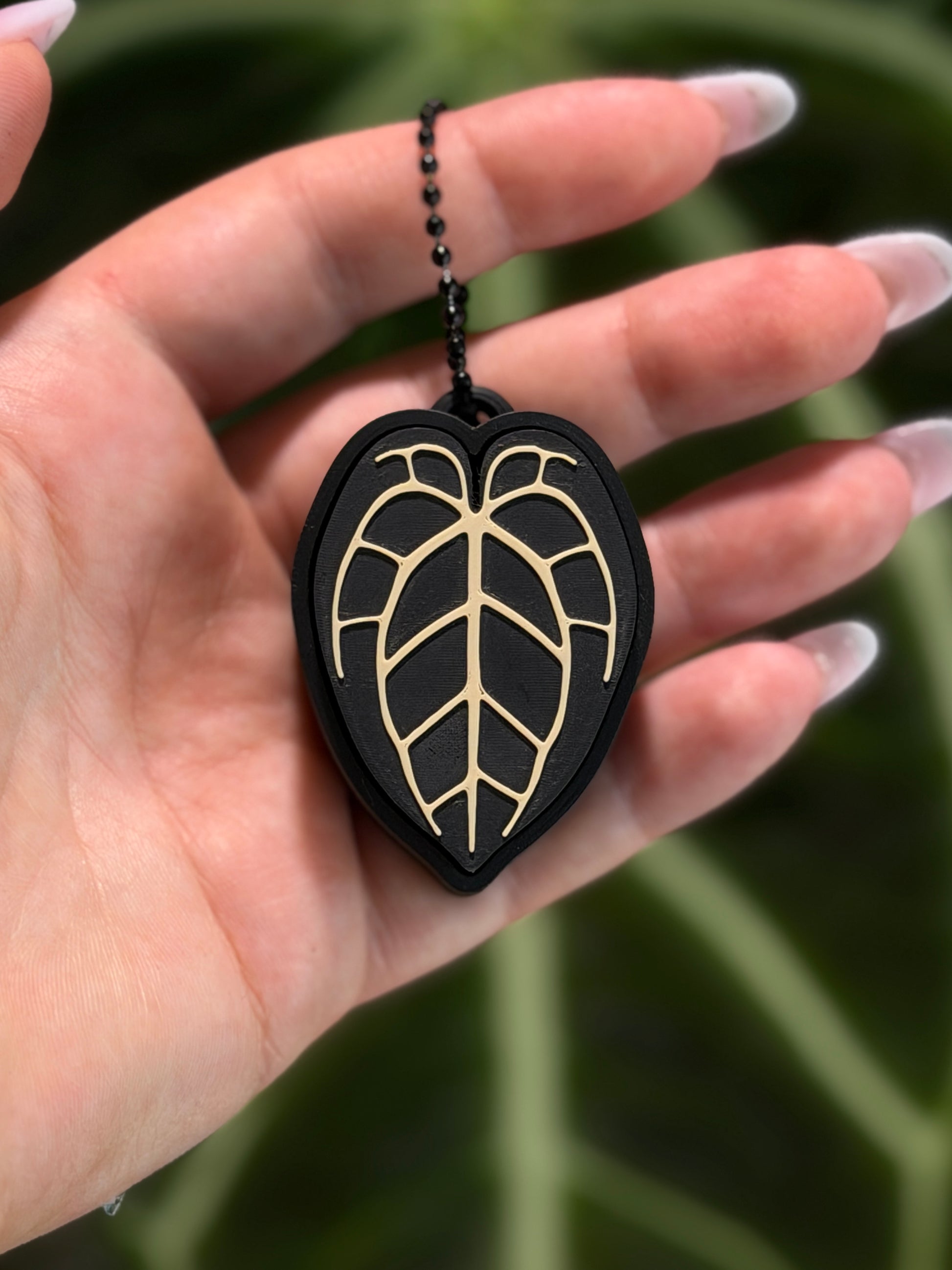 Fidget Leaf Clicker Classic Anthurium in Beige mit mechanischem Switch als Schlüsselanhänger